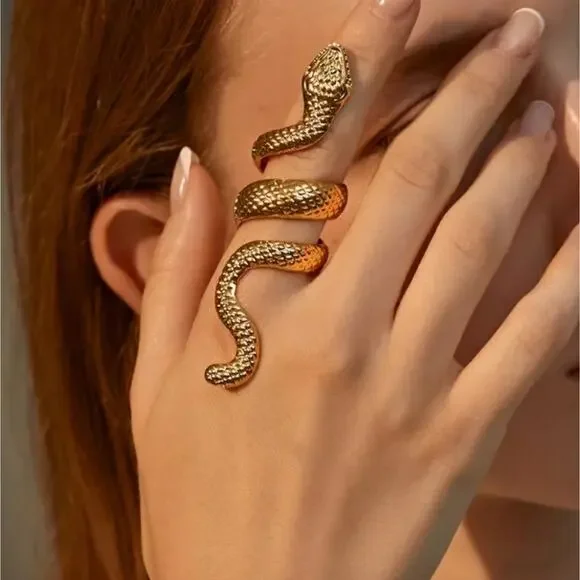 Gold Snake Ring - Picture 6 of 7